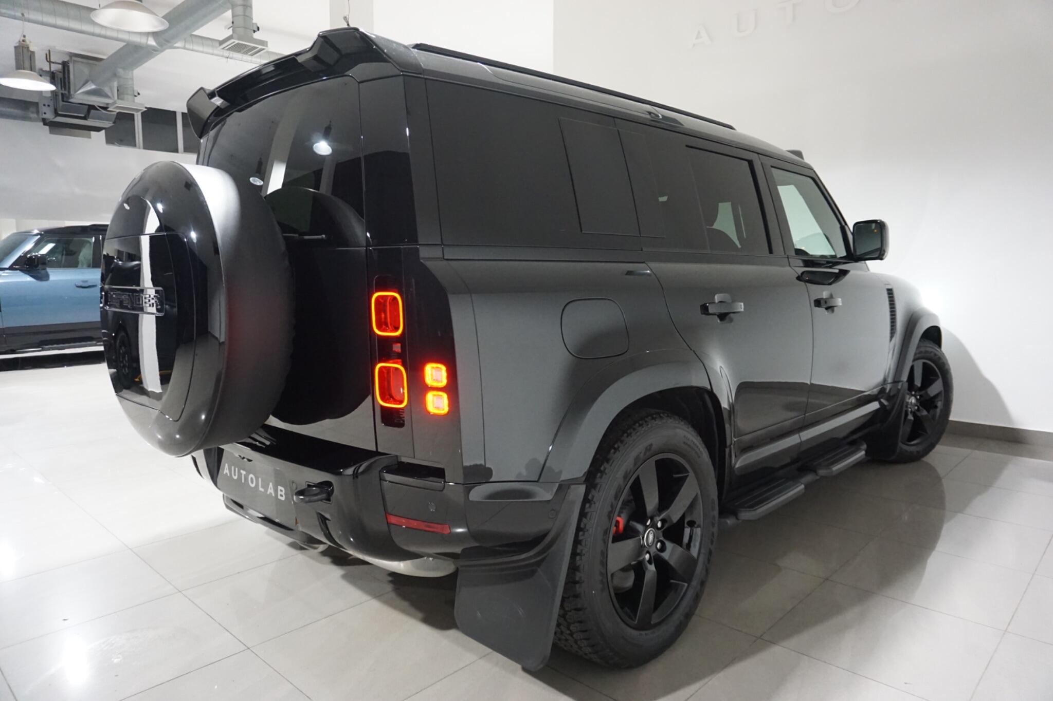 Land Rover Defender 110 3.0 D350 MHEV X-Dynamic SE SUV 5dr Diesel Auto 4WD Euro 6 (s/s) (350 ps)